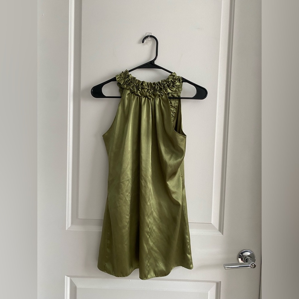 Max Studio Olive Ruffled Blouse - Picture 3 of 3